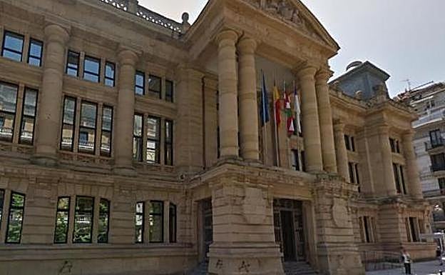 Condenado a 14 años en San Sebastián por violar, coaccionar y vejar a su novia