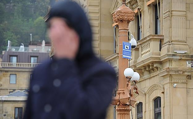 Una cámara de seguridad que grabó los hechos.
