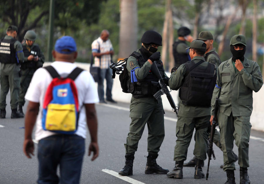 Los opositores Guaidó y Leopoldo López lideran el golpe contra Maduro 