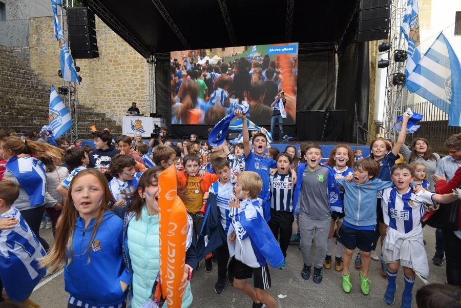 Niños y mayores se han acercado hasta la Trini para vivir la final de la Copa de la Reina 