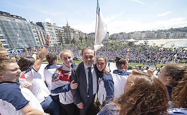 «Íbamos convencidas de poder ganar, pero no se nos ocurrió el champán»