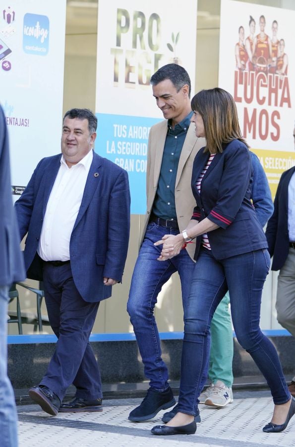 Sánchez ha participado en un acto electoral en San Sebastián junto con los candidatos a diputado general de Gipuzkoa, Denis Itxaso, y a la Alcaldía de la capital guipuzcoana, Ernesto Gasco,