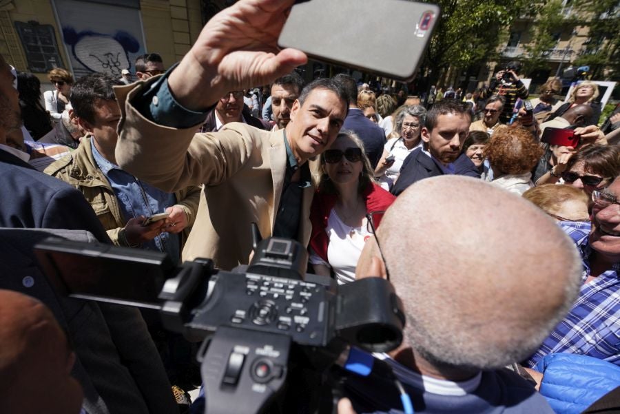 Sánchez ha participado en un acto electoral en San Sebastián junto con los candidatos a diputado general de Gipuzkoa, Denis Itxaso, y a la Alcaldía de la capital guipuzcoana, Ernesto Gasco,
