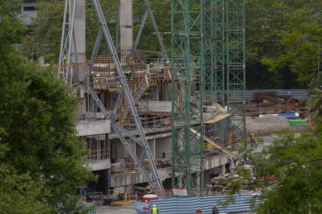 Fotos: Sin fútbol, las obras de Anoeta aceleran