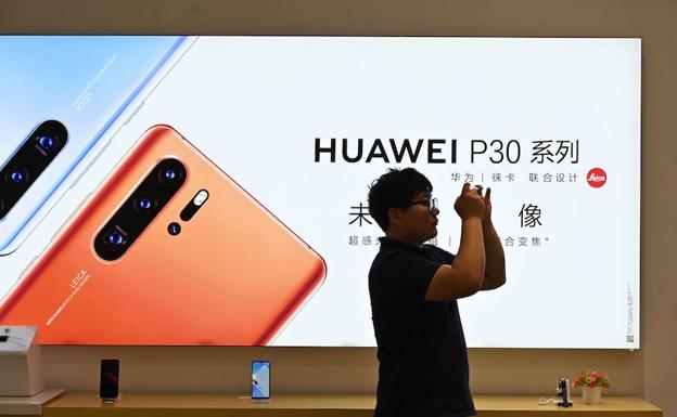 Huawei reconoce una caída inicial del 30% en sus ventas