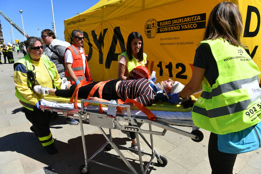 Fotos: Simulacro de incendio en el Teatro Victoria Eugenia
