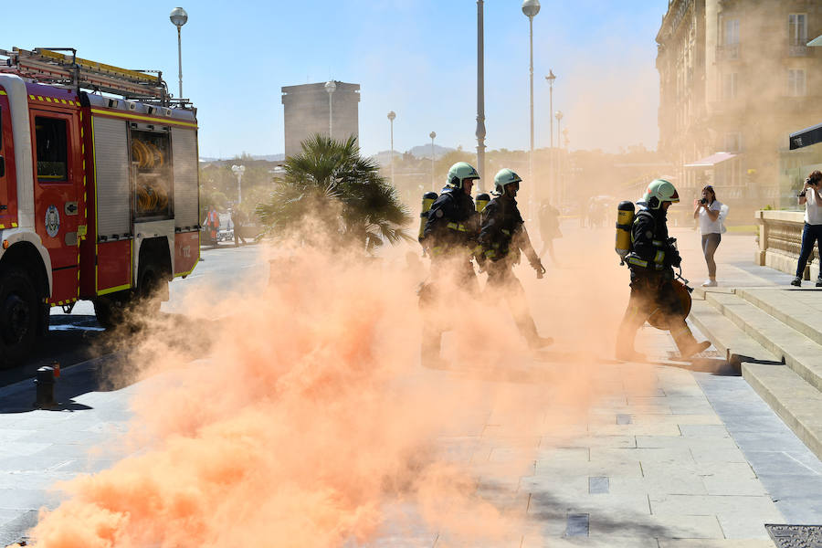 Fotos: Simulacro de incendio en el Teatro Victoria Eugenia