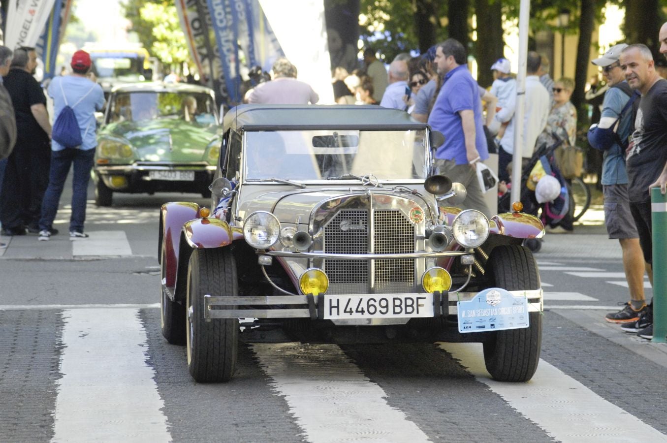 Donostia ha sido el epicentro del automovilismo clásico al celebrarse la tercera edición de la San Sebastián Circuit Spirit. Más de 80 vehículos clásicos, desde 1923 al 1969, y deportivos actuales de alta gama, han recorrido parte de Gipuzkoa y de Iparralde.