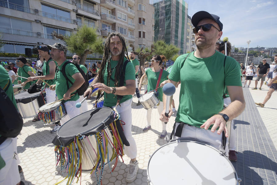 Basoka, el minifestival musical que todos los años se celebra entre los árboles del bosque de Miramón, se ha convertido en una de las citas ineludibles de Olatu Talka. Esta vez Basoka recupera su formato habitual con funciones con un marcado color folkie, 