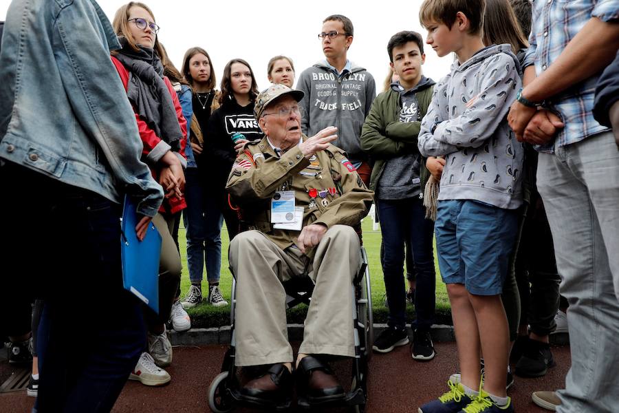 Este jueves, 6 de junio, se celebra el 75 aniversario del Desembarco aeronaval en Normandía, la mayor operación de este tipo en la historia y momento clave de la Segunda Guerra Mundial. Más de 300.000 personas, entre ellas casi 500 veteranos, han llegado a Francia para las principales conmemoraciones.