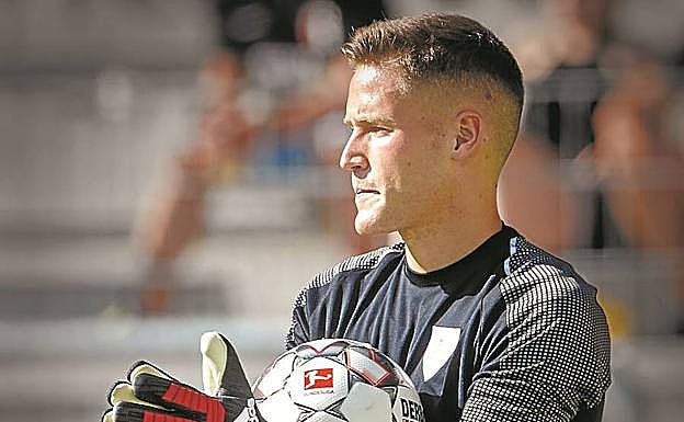 Fichajes: la Real Sociedad ficha a Álex Remiro