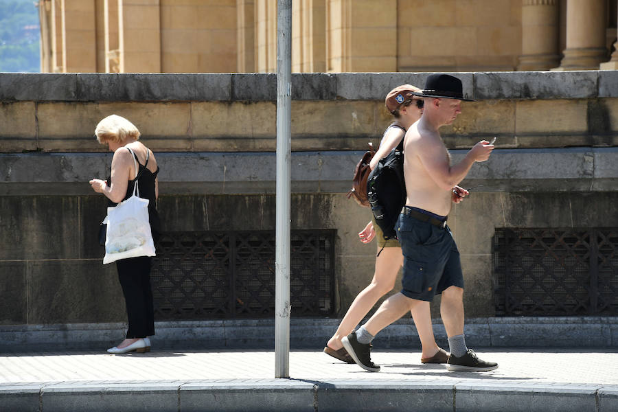 Fotos: La ola de calor en Gipuzkoa, en imáganes