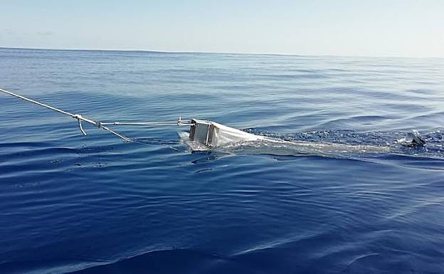 Una red de recogida de microplásticos. 