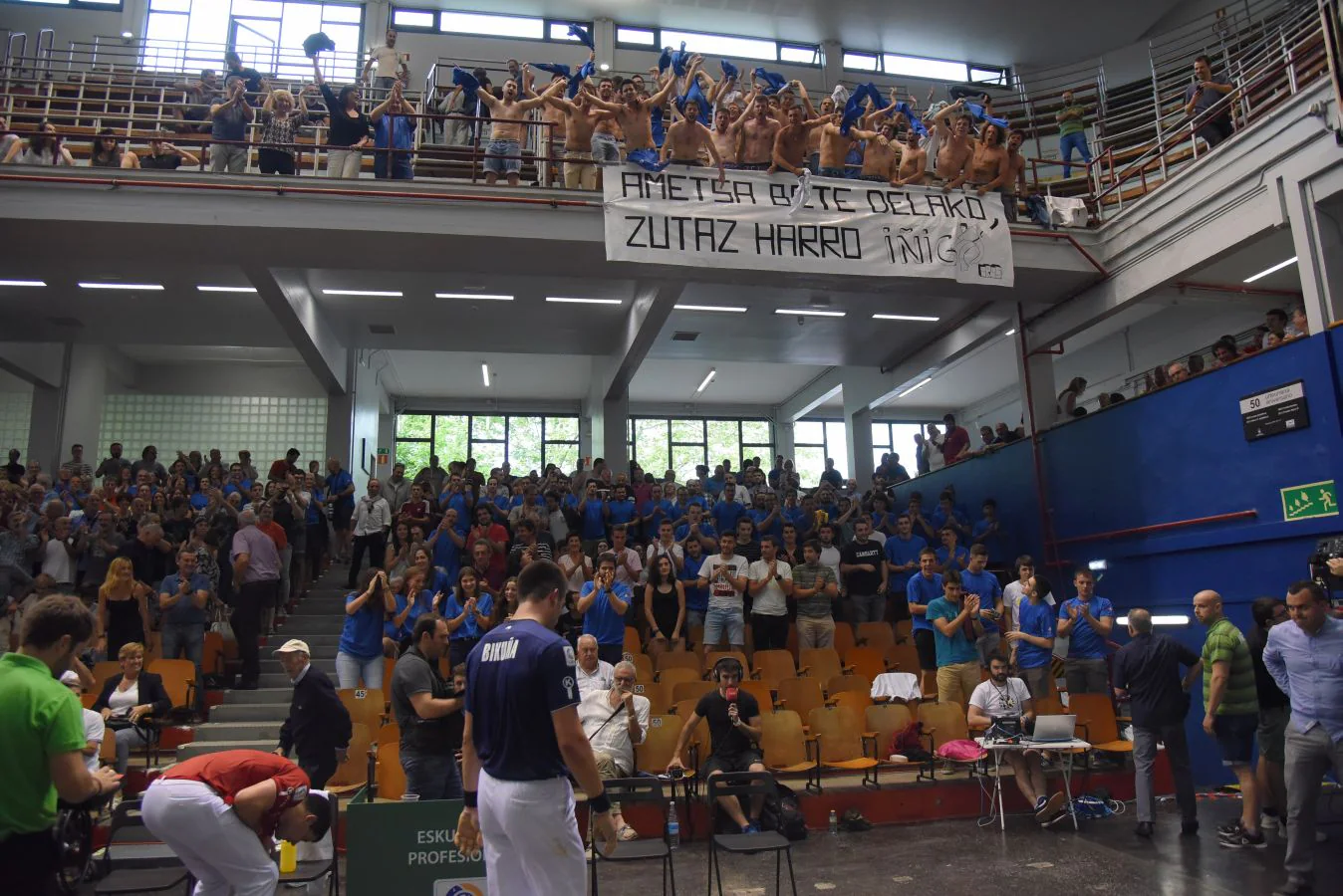 El donostiarra Iñigo Bikuña venció en su debut profesional junto a Altuna III a Ezkurdia y Tolosa 16-22.