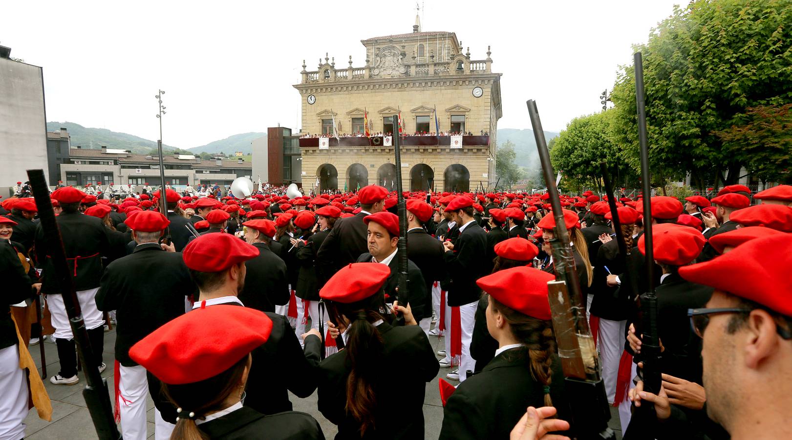 Fotos: El Alarde público, en imágenes
