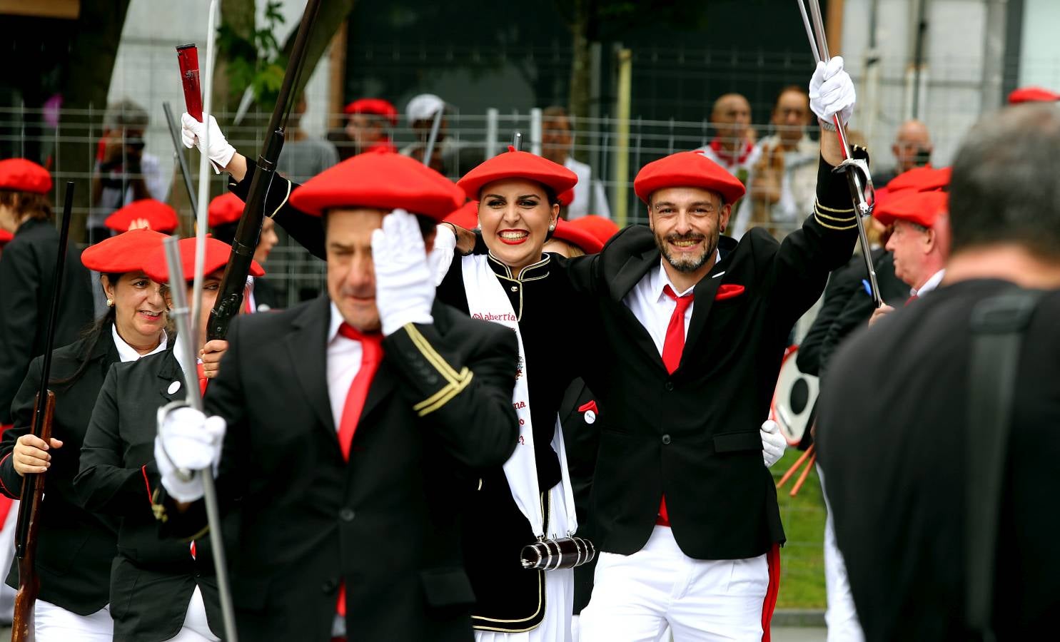 Fotos: El Alarde público, en imágenes