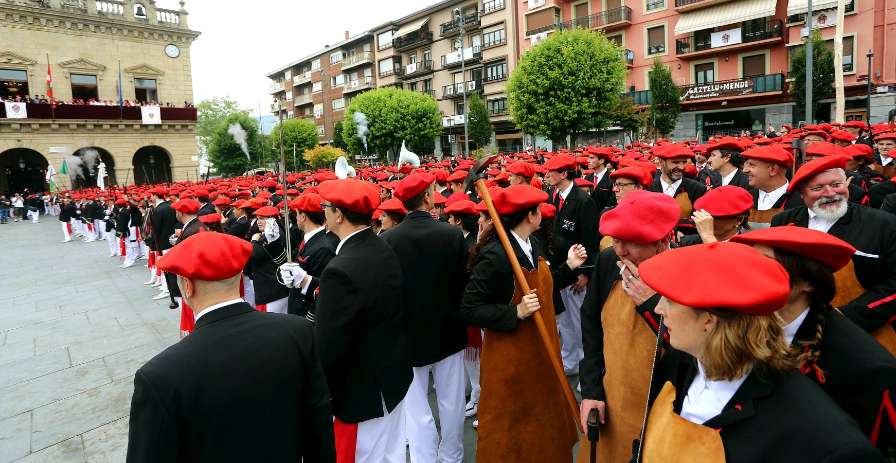 Fotos: El Alarde público, en imágenes