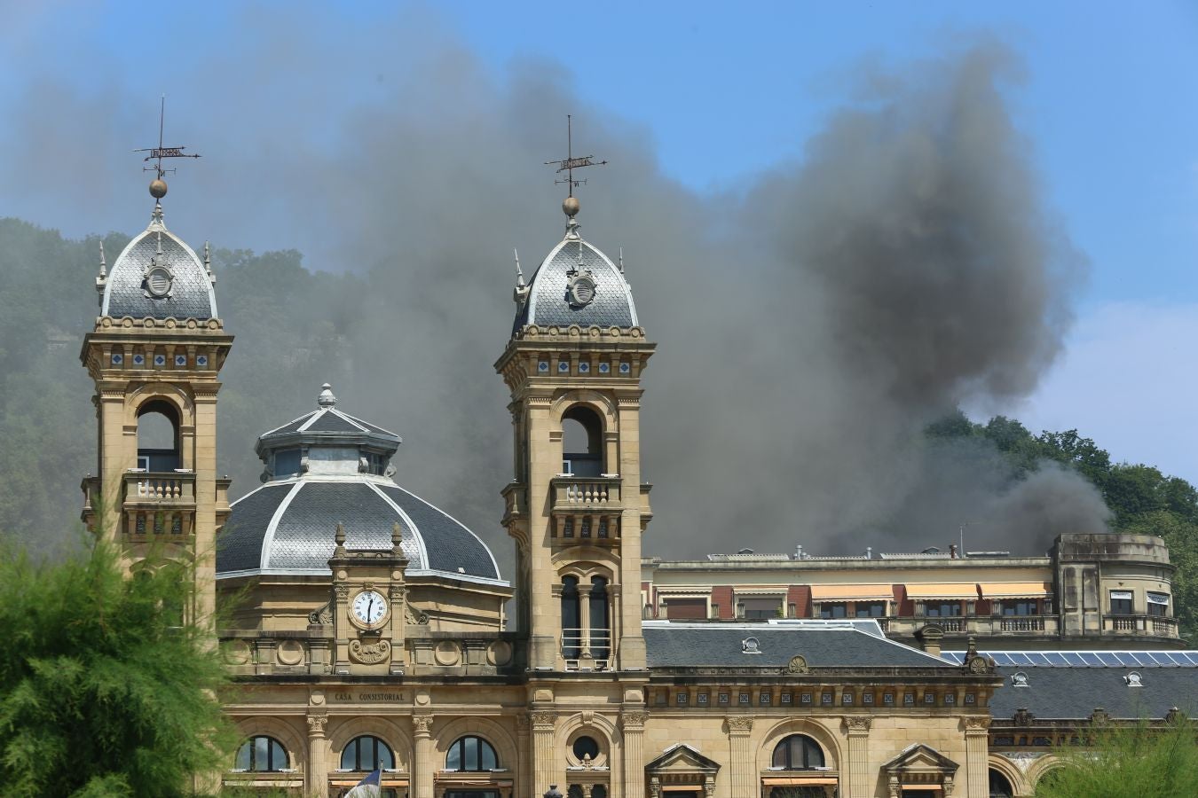 Fotos: Incendio en una vivienda de la Parte Vieja de Donostia