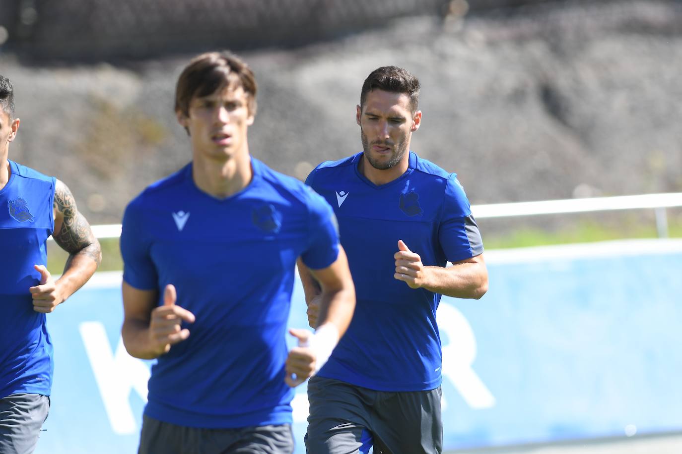 Fotos: La Real Sociedad sigue con su preparación de cara a la campaña 2019/20