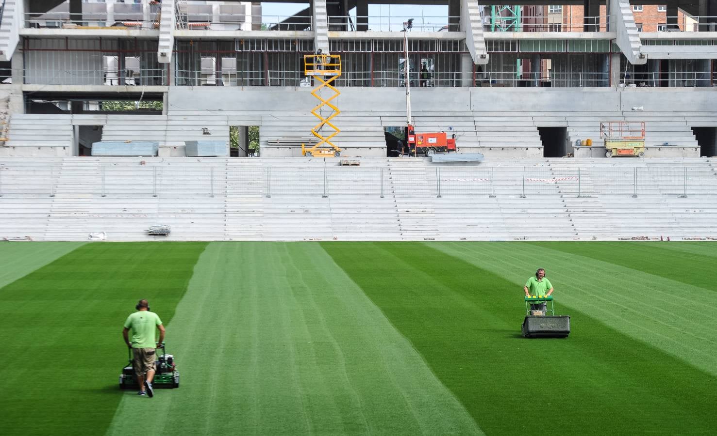 El campo de la Real Sociedad sigue tomando forma.