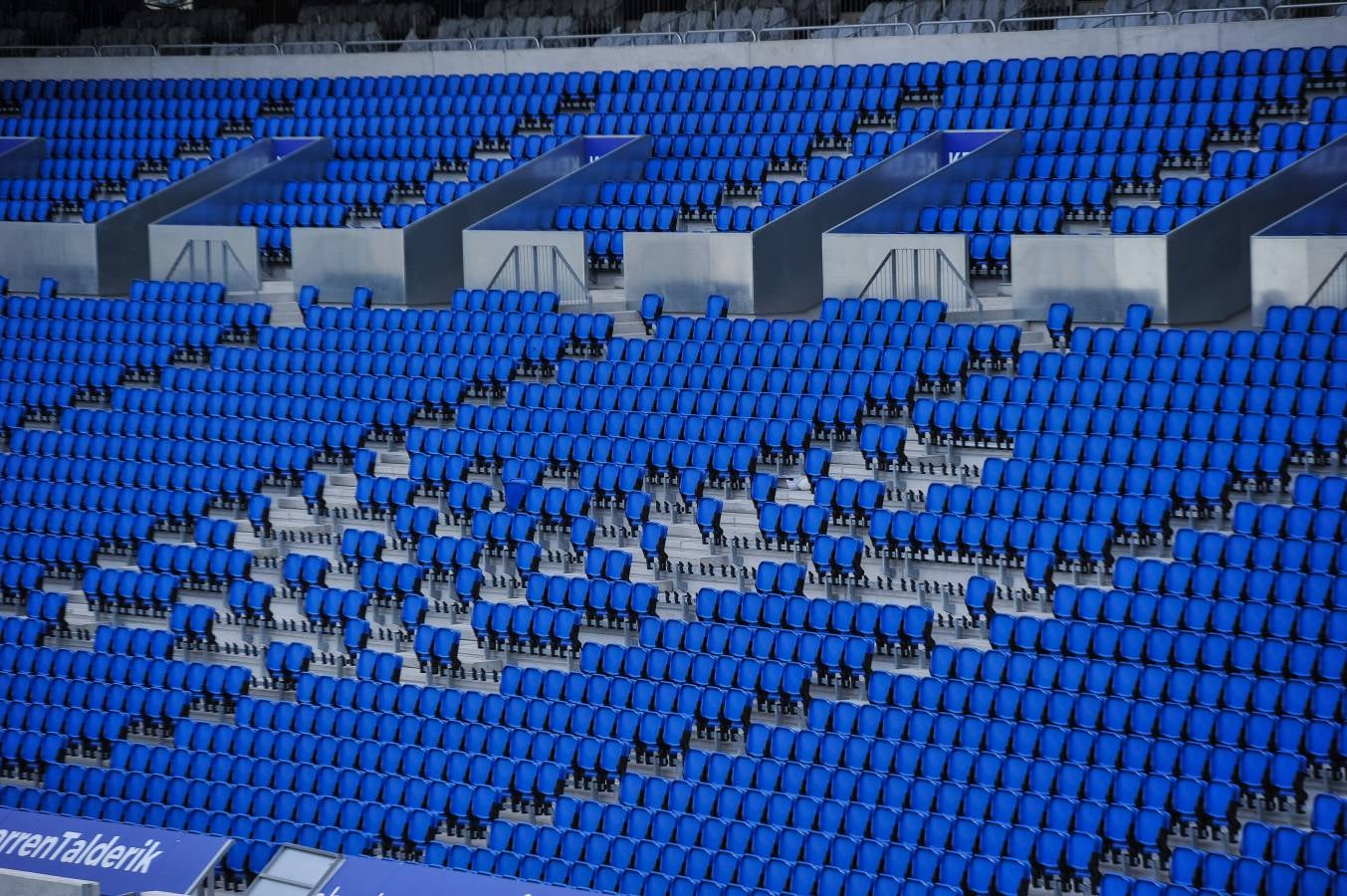 El campo de la Real Sociedad sigue tomando forma.