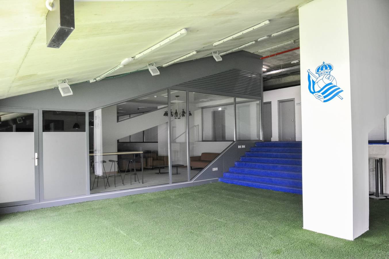 El campo de la Real Sociedad sigue tomando forma.