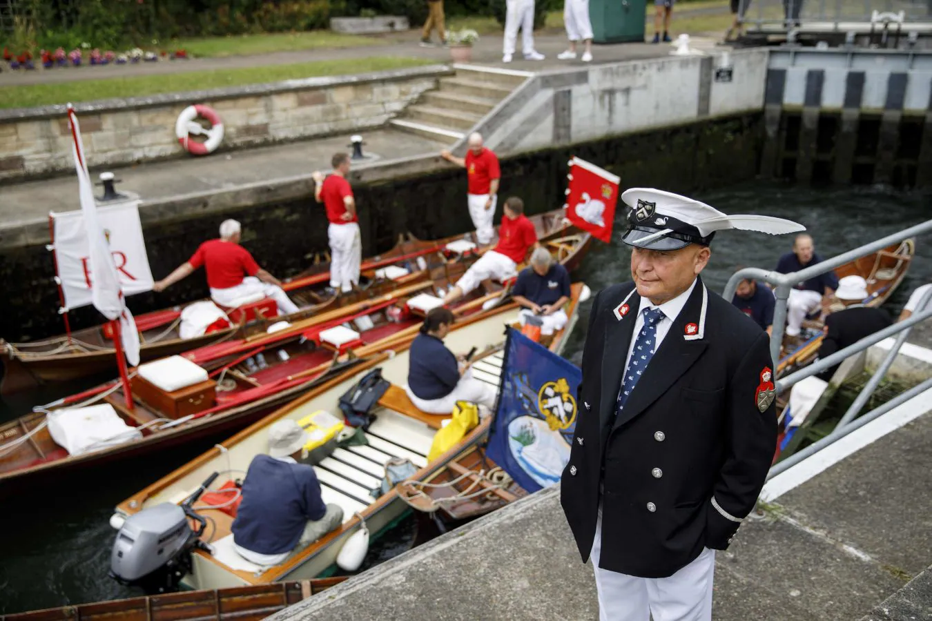 Fotos: Un cisne, dos cisnes, tres cisnes...