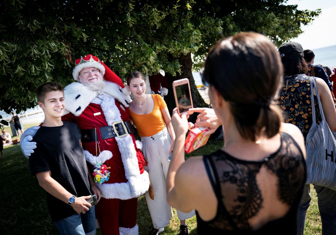 Fotos: ¿Papá Noel en verano?
