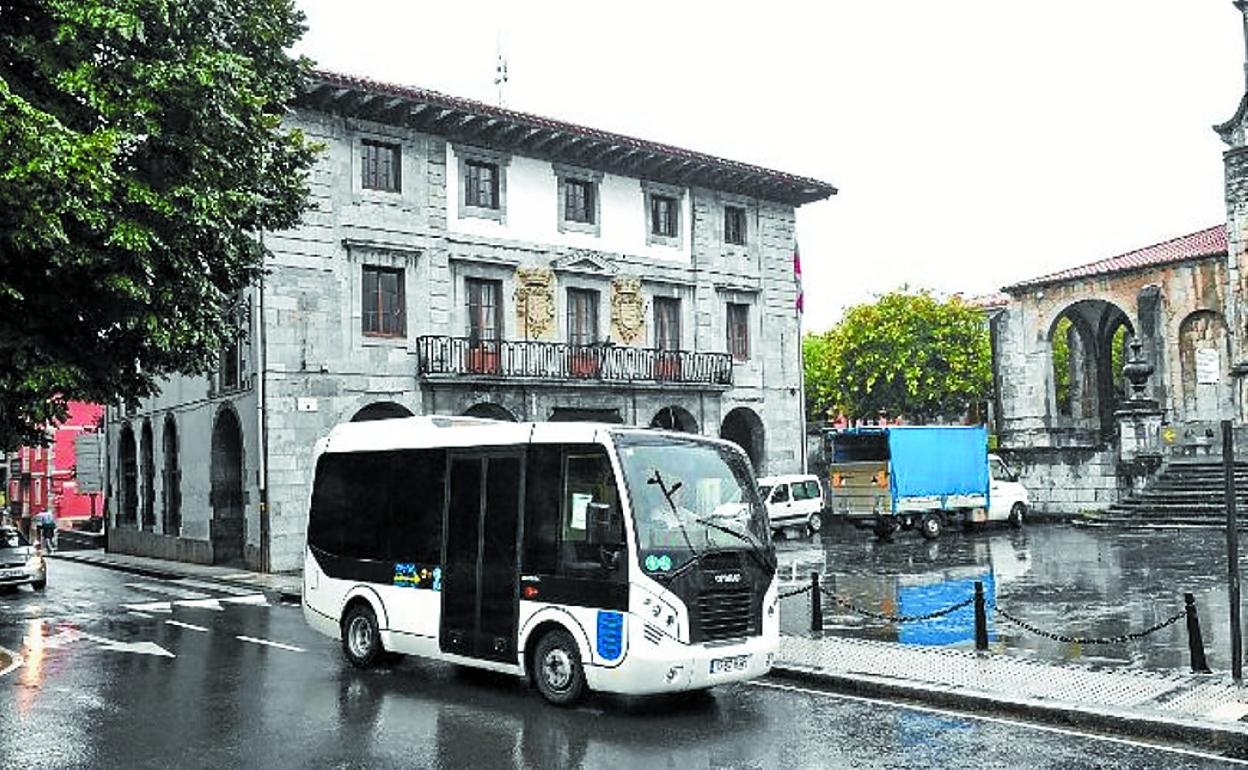 El urbano en verano hará servicios al Leitzaran, al cementerio y a las fiestas de los barrios.