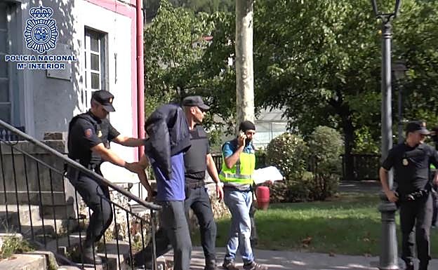A prisión los tres detenidos en Gipuzkoa que difundían el ideario del Dáesh