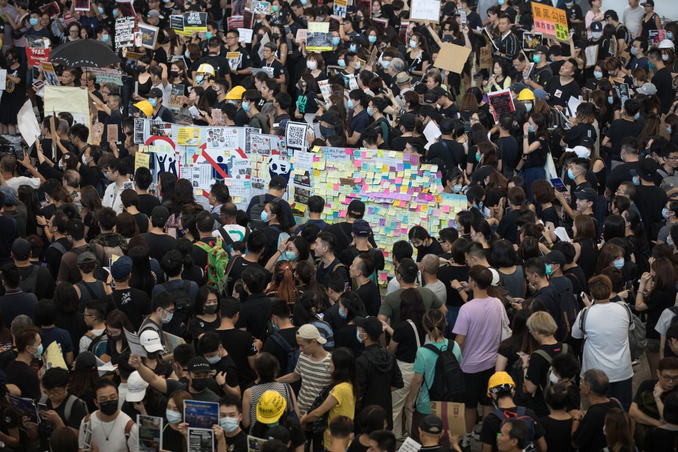 Fotos: Las personas que se convirtieron en &#039;muros&#039; de protesta