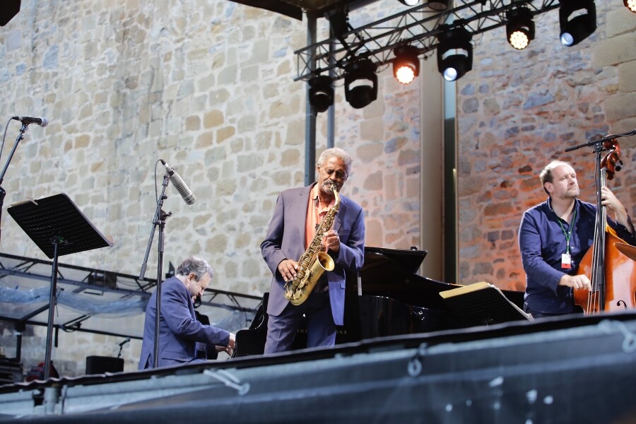 Fotos: Donostiarra celebra su victoria en Getxo