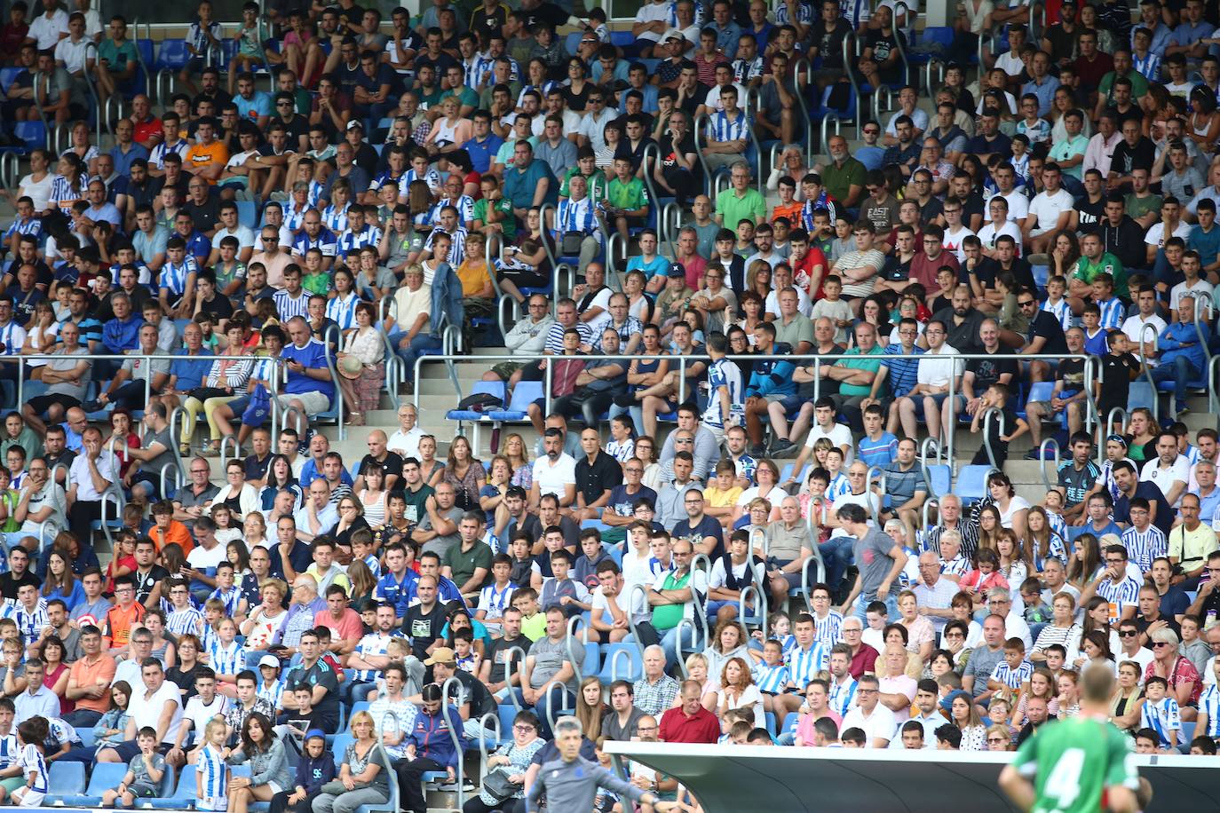 Fotos: Las imágenes del amistoso de prestemporada Real Sociedad-Alavés