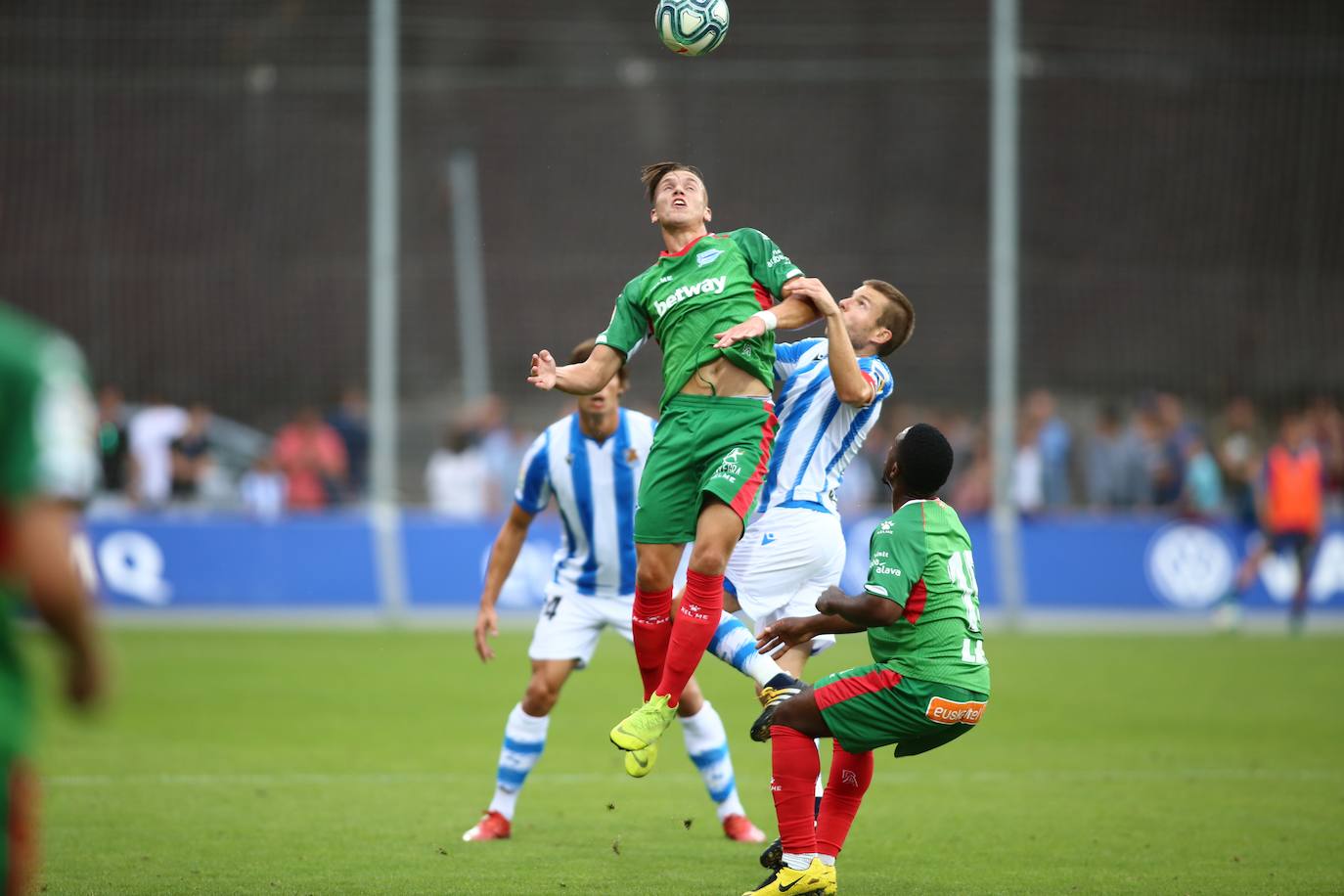 Fotos: Las imágenes del amistoso de prestemporada Real Sociedad-Alavés