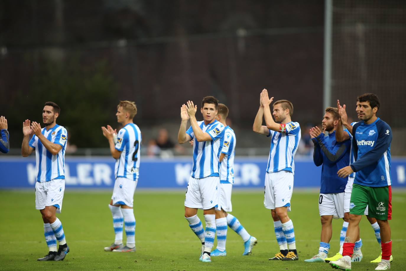 Fotos: Las imágenes del amistoso de prestemporada Real Sociedad-Alavés