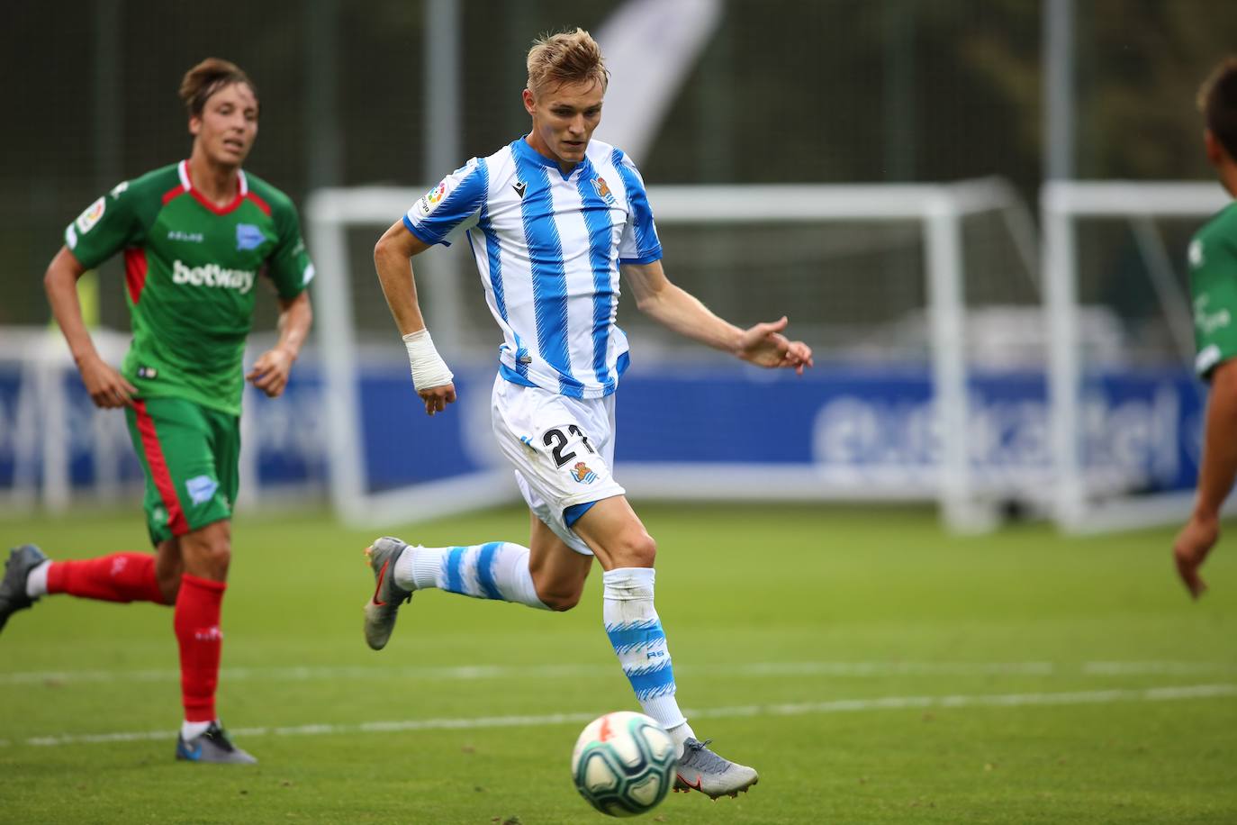 Fotos: Las imágenes del amistoso de prestemporada Real Sociedad-Alavés