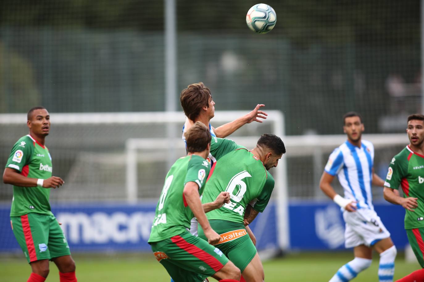 Fotos: Las imágenes del amistoso de prestemporada Real Sociedad-Alavés
