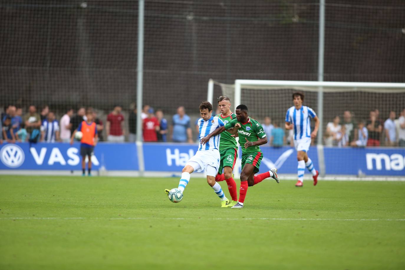 Fotos: Las imágenes del amistoso de prestemporada Real Sociedad-Alavés