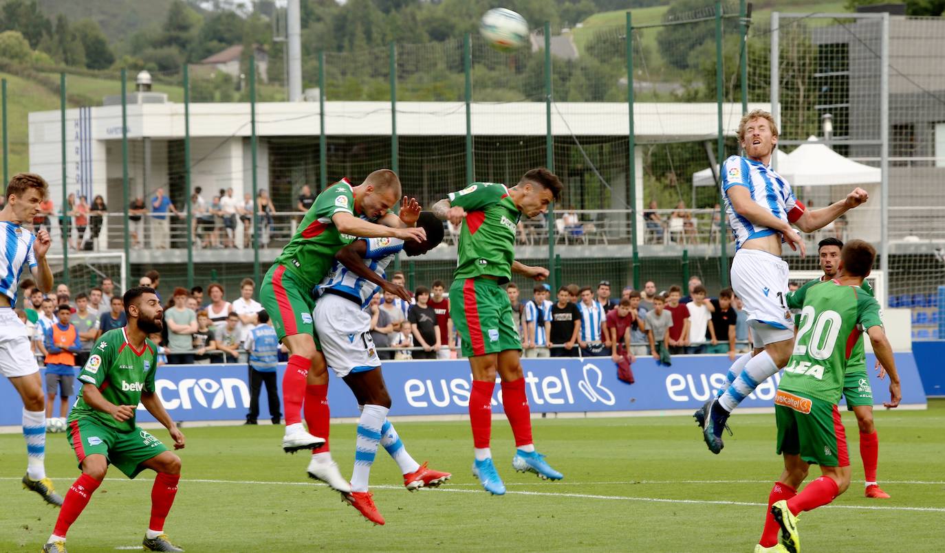 Fotos: Las imágenes del amistoso de prestemporada Real Sociedad-Alavés