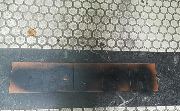 Una de las placas dañadas.