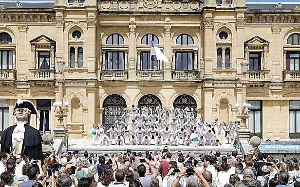La fiesta de los gigantes en San Sebastián.
