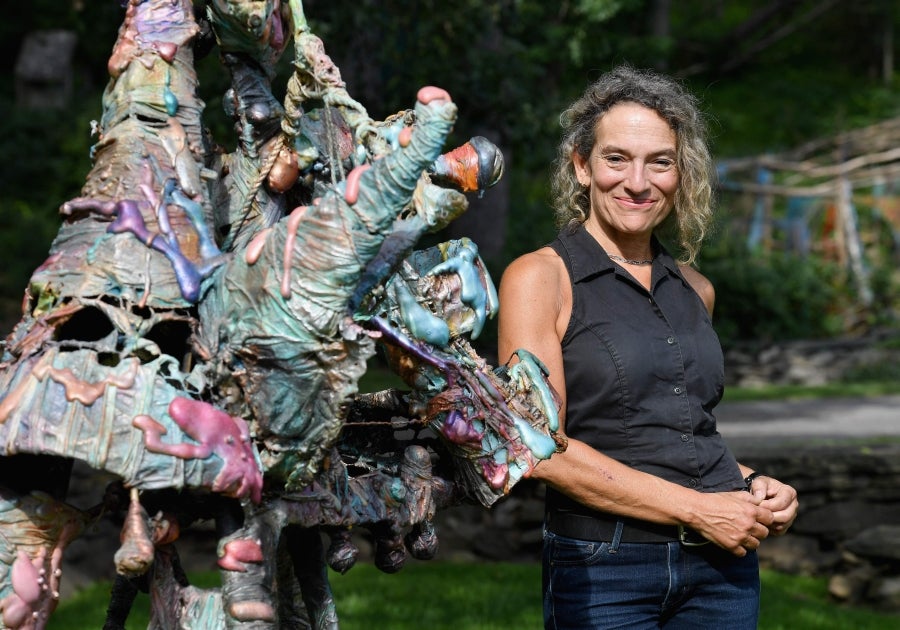 Woodstock se ha convertido en un festival de referencia para los amantes de la naturaleza, la música y la historia. Situada al norte de Nueva York, la ciudad que da su nombre al Festival fue el refugio de grandes músicos como Bob Dylan o Jimmy Hendrix. Actualmente, recibe la visita de cientos de personas que desean pasar un fin de semana rodeados de buenas vibraciones, música, paz y amor. 