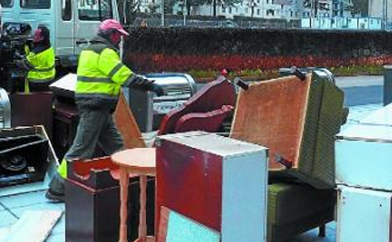 La recogida de voluminosos llegará a Loiola y Martutene