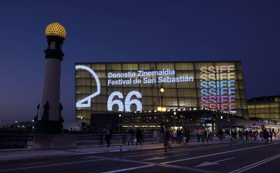 «El Festival no hubiera podido seguir desarrollándose y creciendo sin el Kursaal», asegura José Luis Rebordinos, director del Zinemaldia. 