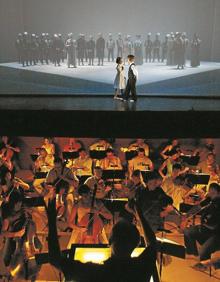 Imagen secundaria 2 - Brad Pitt y Quentin Tarantino, en el Kursaal, durante el Zinemaldia de 2009. Las obras de construcción del Kursaal duraron cuatro años.Ópera 'Un ballo in maschera', de la Quincena.