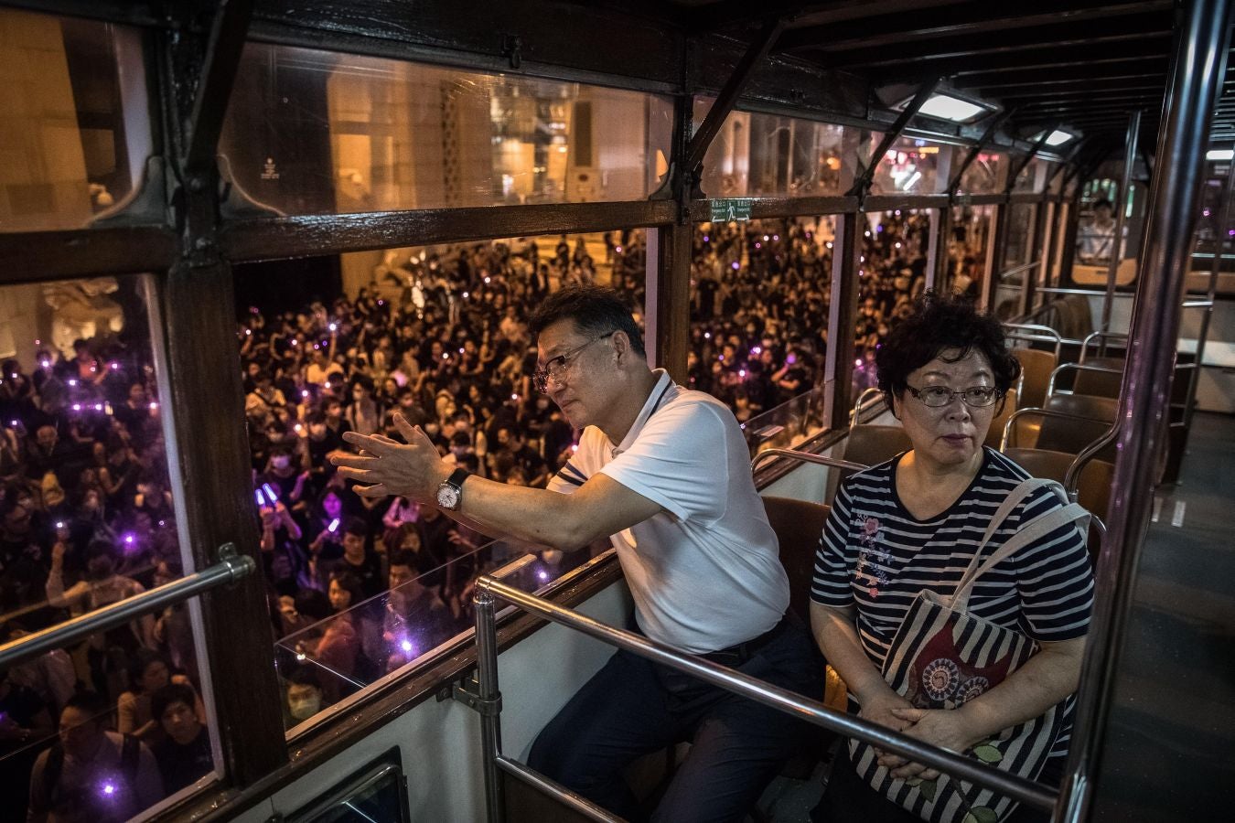 Fotos: Hong Kong se tiñe de morado