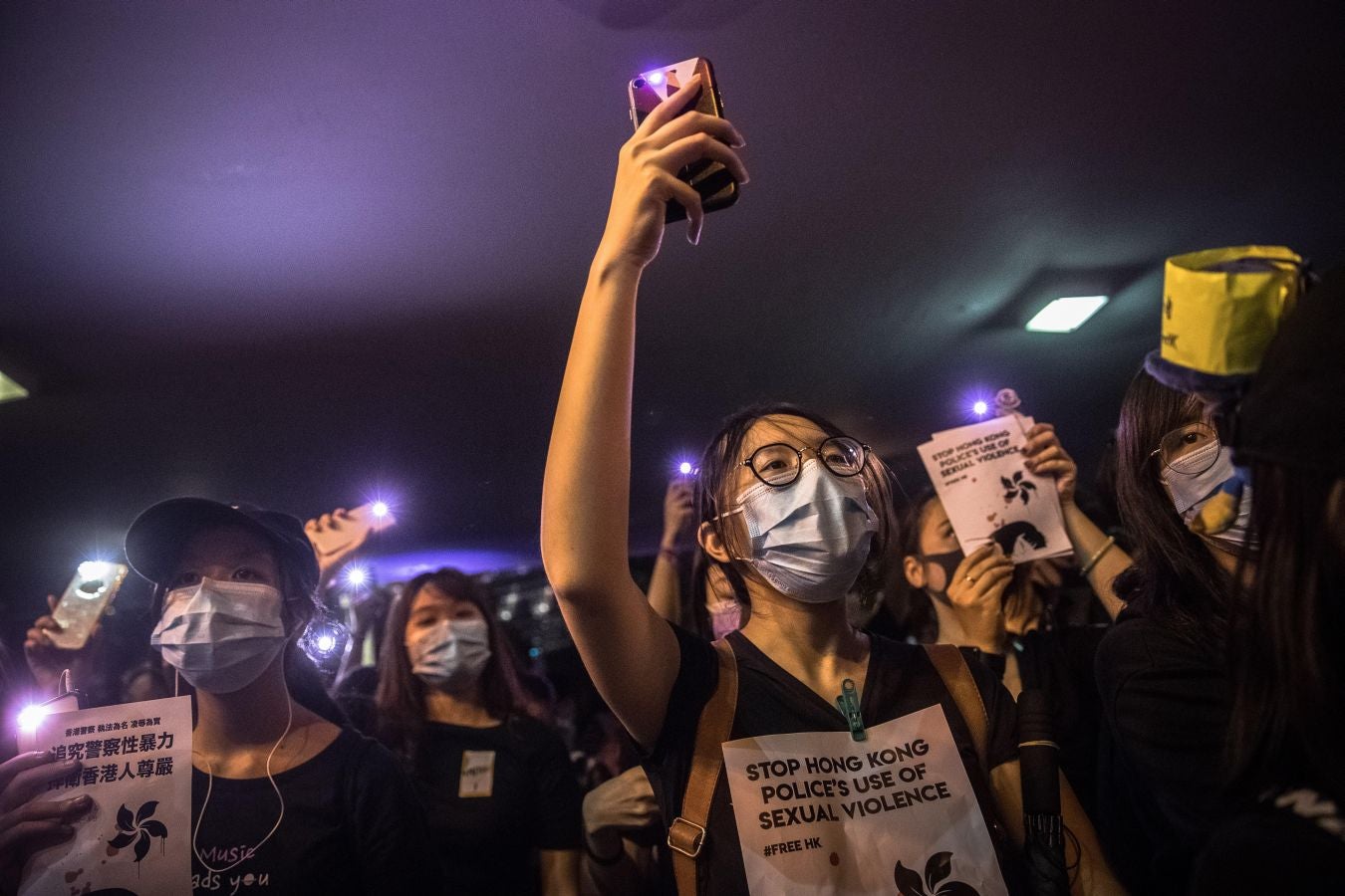 Fotos: Hong Kong se tiñe de morado