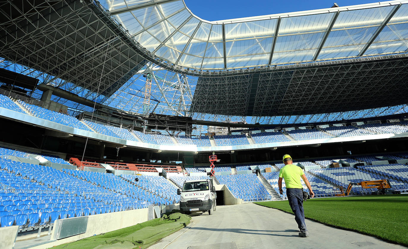 El estadio prácticamente está listo para acoger su estreno con todas las gradas completas en el Real Sociedad - Atlético de Madrid del próximo sábado 14