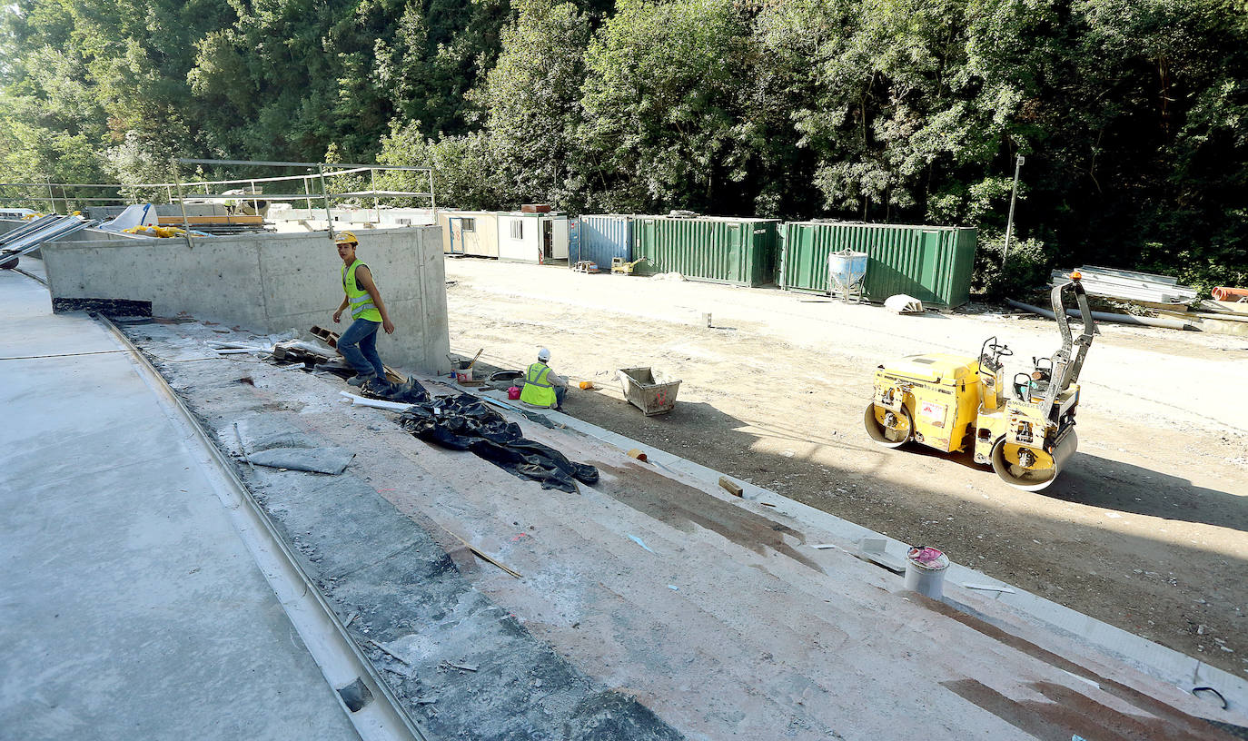 El estadio prácticamente está listo para acoger su estreno con todas las gradas completas en el Real Sociedad - Atlético de Madrid del próximo sábado 14