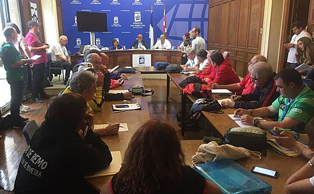 Sorteo de calles para las traineras en La Bandera de la Concha